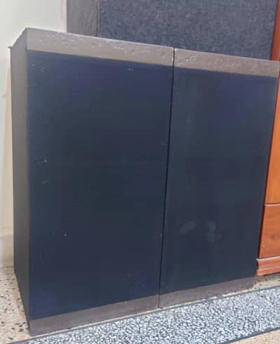 12 inch speaker empty box pair, By professionals