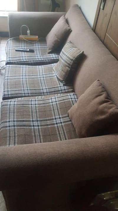 Good condition 5 seater sofa
