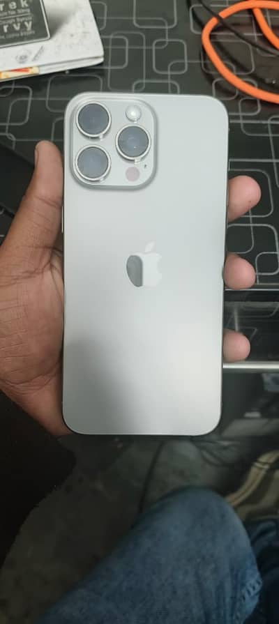Apple iPhone 15 Pro Max | like new | only box open