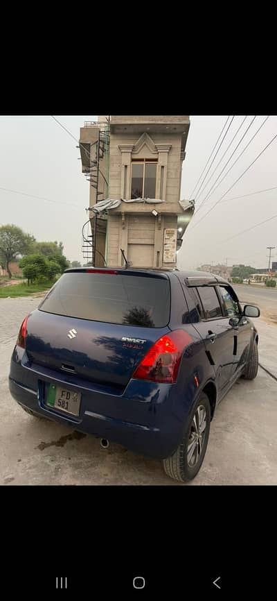 suzuki swift DLX automatic