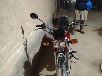 Honda CD-70 2022 model - Good Condition | Smooth Engine | Original