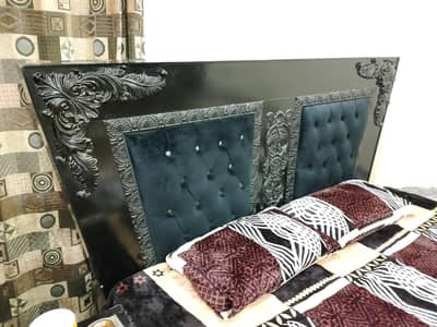 SHEESHAM WOOD WITH SIDE TABLE AND MATTRESS