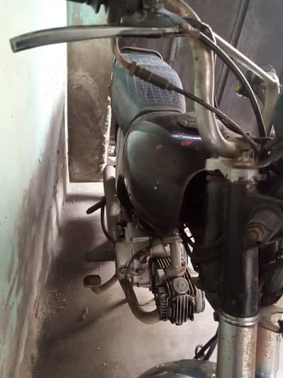 united 70cc all ok h koi masla nai h