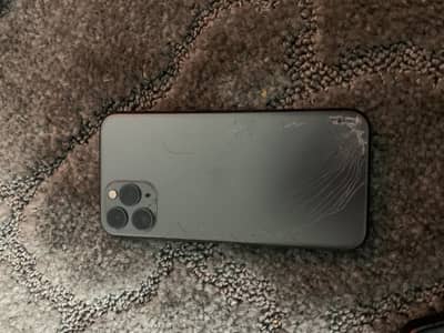 Only back crack 10/10 condition out class camera genuine phone