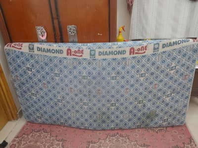 single2x  bed mattresses of diamond  form urgent sale