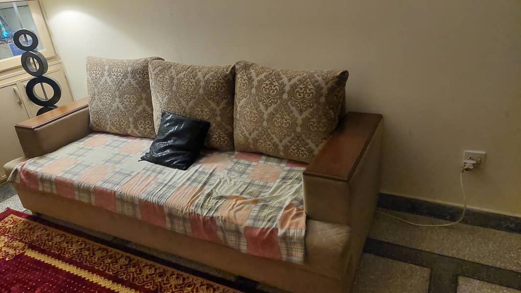Sofa set (5 seater) 0