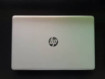HP 15 (8th Gen) | Intel Core i5-8265U | 8GB RAM | 1TB | 15.6" HD