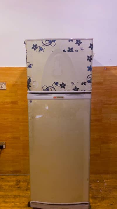 Dawlance Fridge Refrigerator