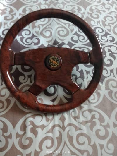 steering wheel Formica just like brandnew unused condition.