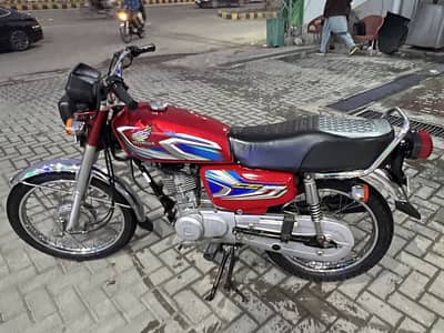 Honda 125 Model 2022 very Good Condition no work required. New tyre