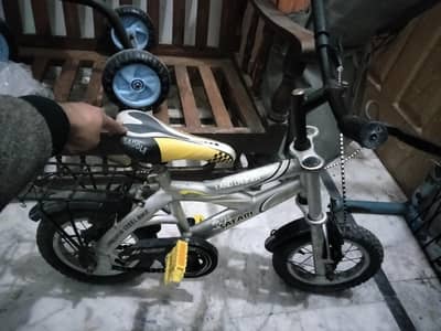 bilkul saff cycles haa kids KY liya 8 Years tak Chala sakty haa