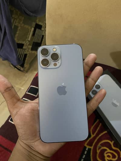 Iphone 13 pro max 256gb non pta Factory unlock excellent 10/10