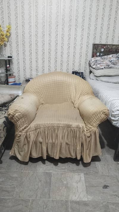 3+2+1 seater sofas set in very good condition