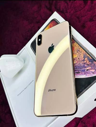 Iphone Xs Max Mobile with Full Box condition 10/10