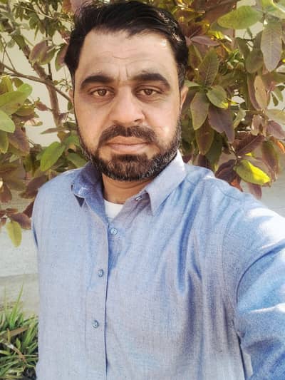 03046536251i need house work  job driving b ati hy licence hy