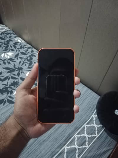 iPhone 14 jv midnight 5 months apple warrenty 10/10