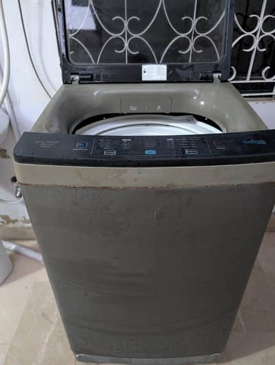 selling my Haier 12 KG fully automatic washing machine