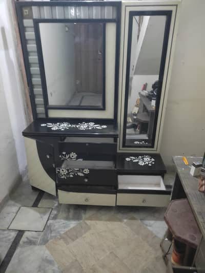 double sided mirror dressing table