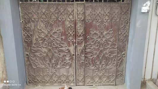 Iron main gate heavy weight