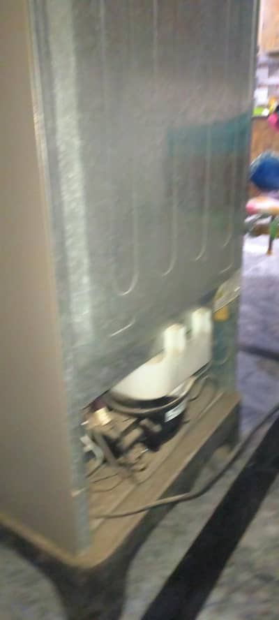 selling refrigerator