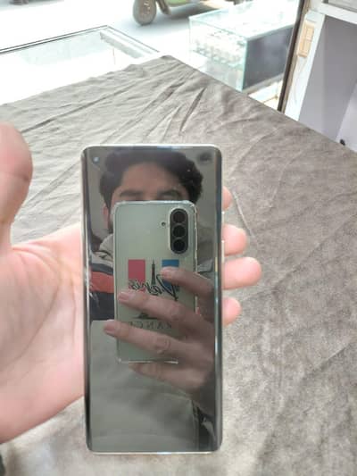 One plus 8 8GB 128GB