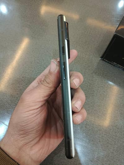 Mobile for sale Google pixel 6 one hand phone Lush Condition