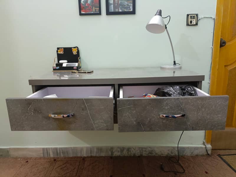 Study Table, Wall Mounted 2