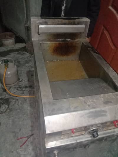 24 liter deep fryer 2 hen 2no k rate alag hen 0311/27/09/647 4k surjan