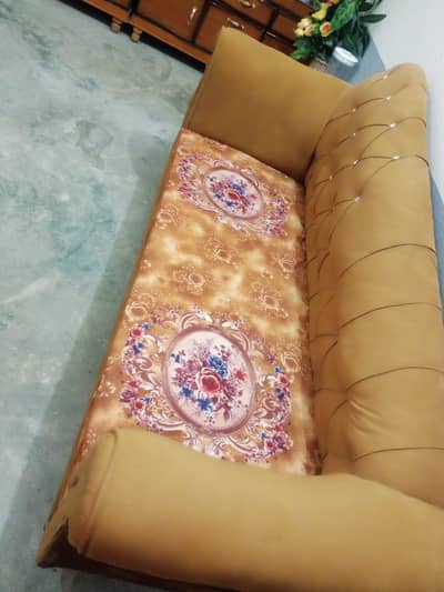 dewan sofa 2mant use condition ok