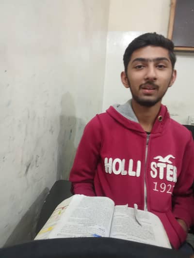 muja job chaiya pharmacy par