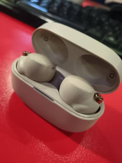 Sony 1000xm4 earbud