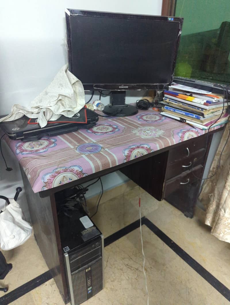 Computer Tabel / Study Tabel 1