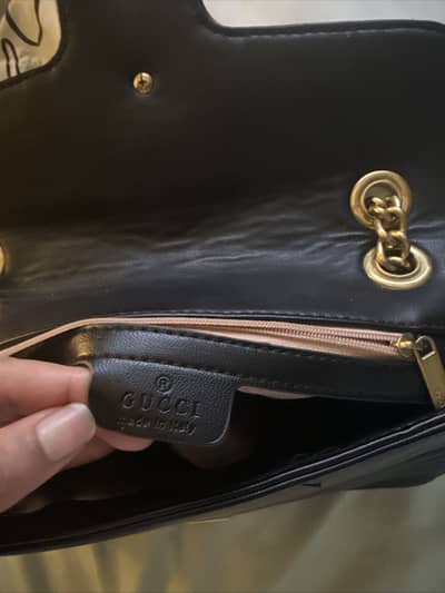 Gucci marmont medium quilted bag