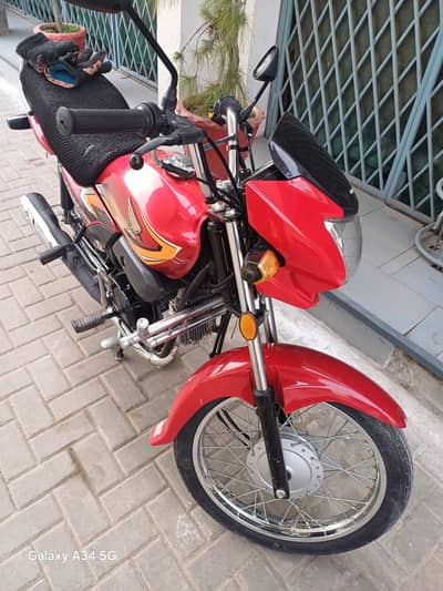 Honda Pridor fole sale in very good neat clean condition