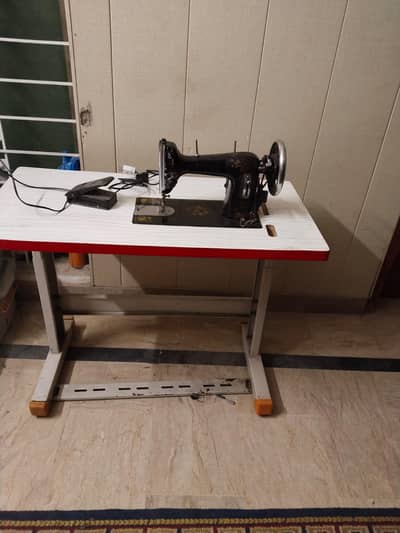 singer sewing machine  with stand