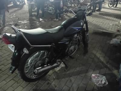 Suzuki GS150
