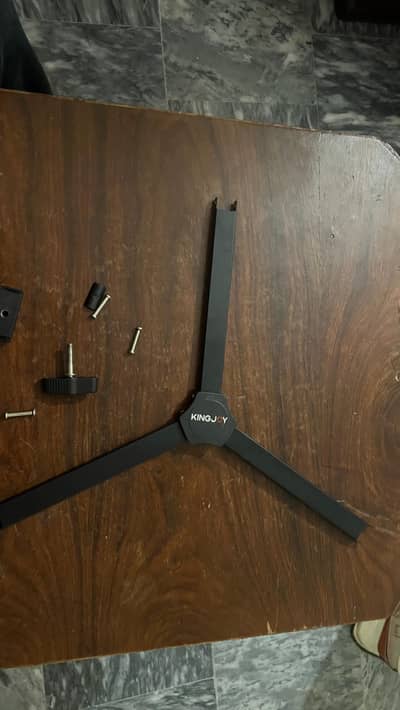 Kingjoy Tripod Spreader ( in excellent condition)