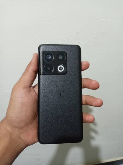 ONEPLUS 10 PRO 8/128 GB one green line in display