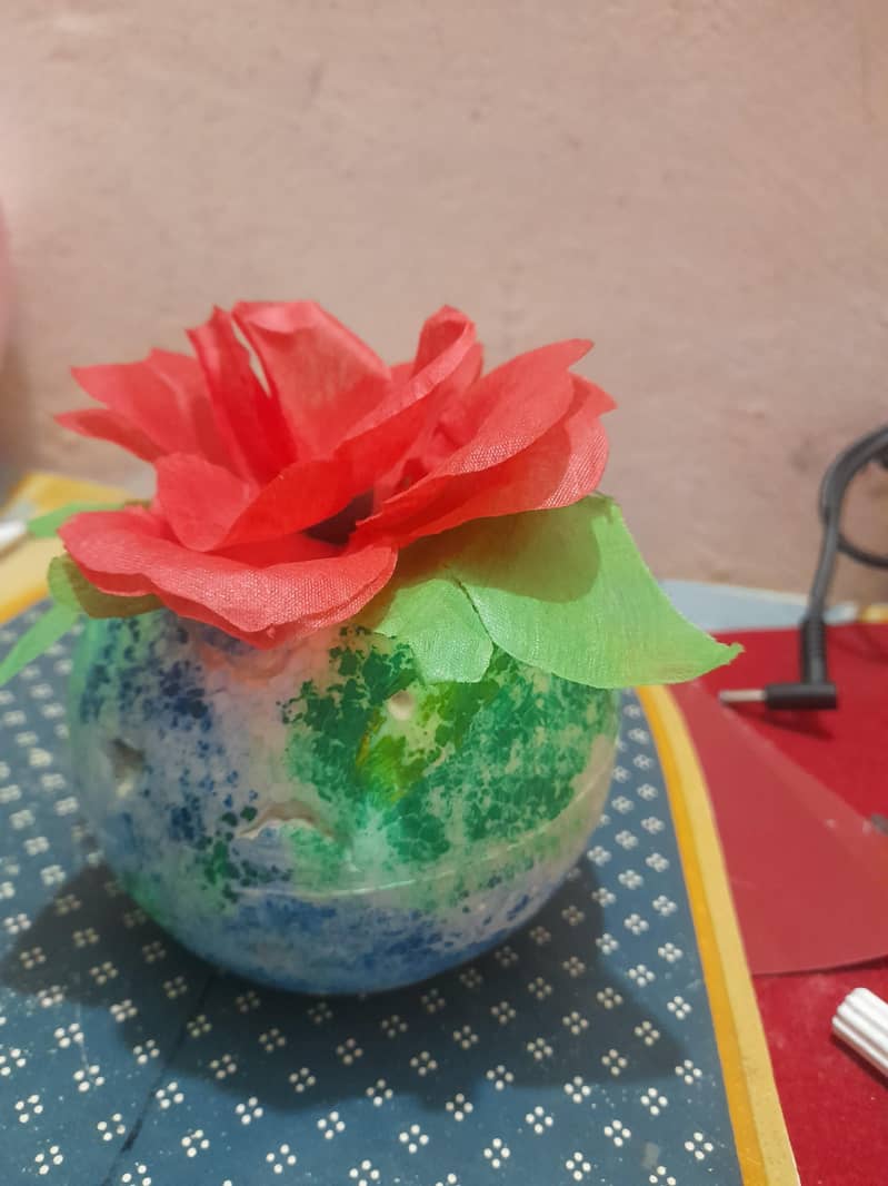 Mini vase 0