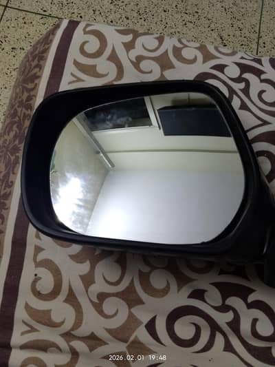 side mirror land cruiser left side Model 2010.