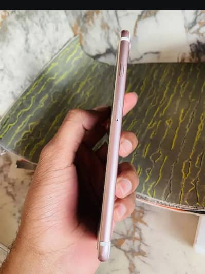 iPhone 7 plus 128 GB PTA approved my WhatsApp 0342. . . . 2674. . . . 914