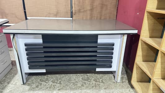 Executive Table/ Office Table