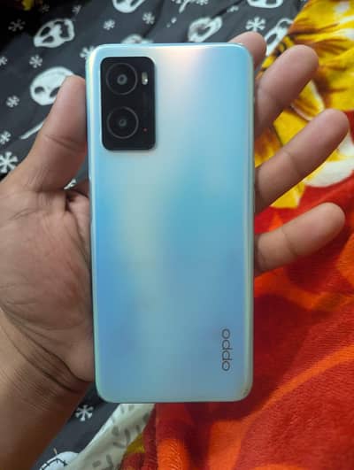 OPPO a76 all ok new condition 10 by 9,5  box or charge ni ha