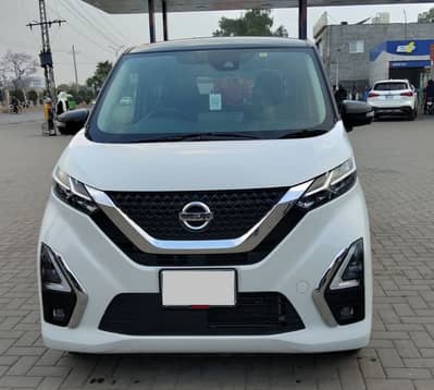 Nissan Dayz highway star s-hybrid x propilot