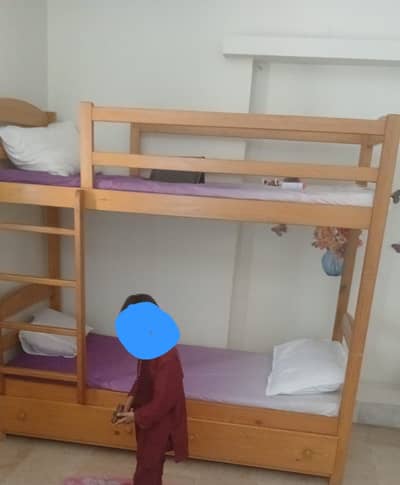Woden bunk bed