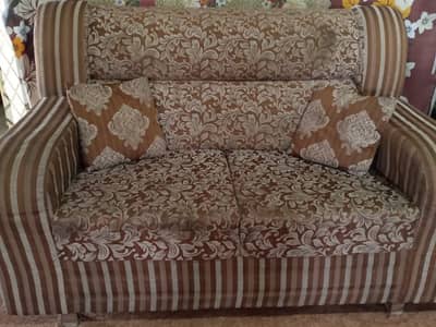 5 seater sofa set, 7 years used