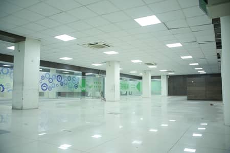 9000 Square Feet Commercial Hall For Rent Shah Jee Estate