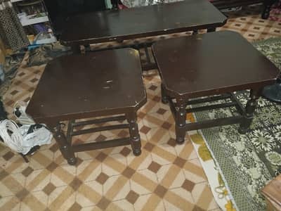 Table with small table tapai