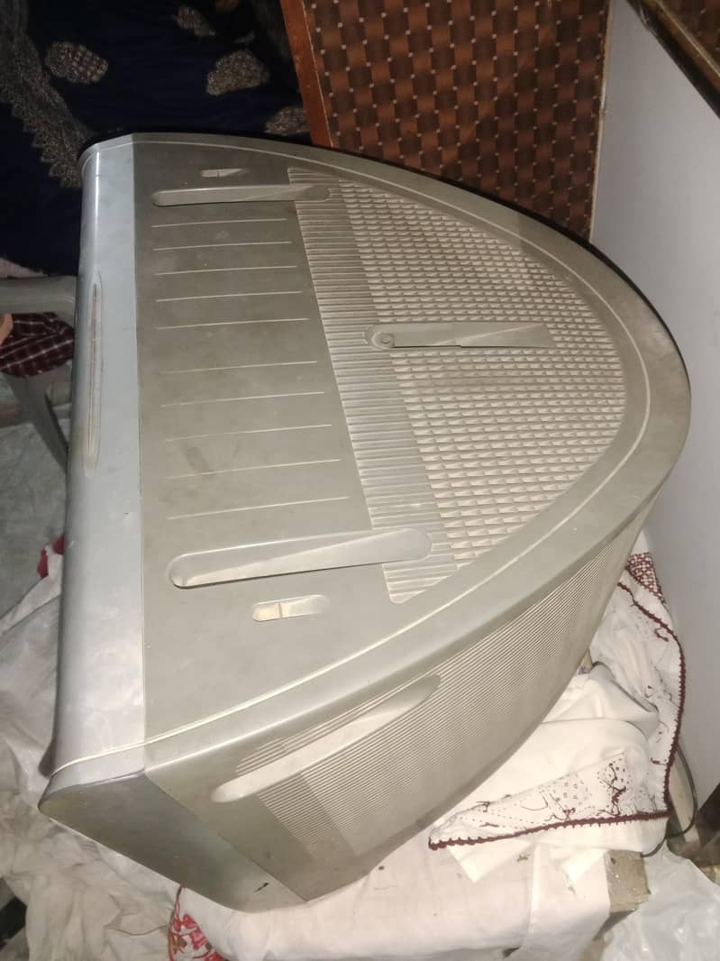 اصل جاپانی ٹی وی سونی کا اچھی حالت میں ہے 3