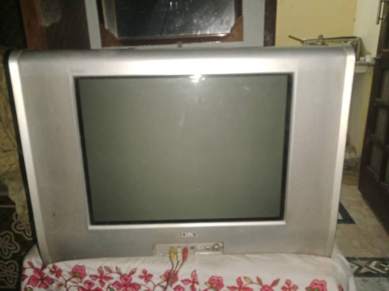 اصل جاپانی ٹی وی سونی کا اچھی حالت میں ہے 4